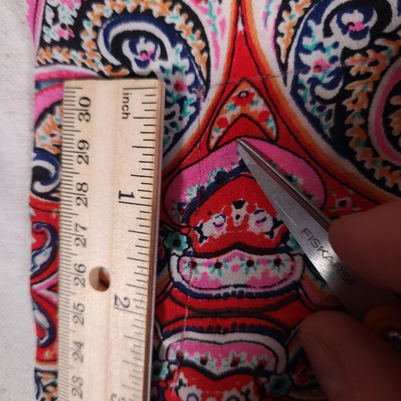 Tolani 100% Silk Button Tunic Womens Large Paisley Boho Roll Tab Sleeve FLAWS - Picture 8 of 16